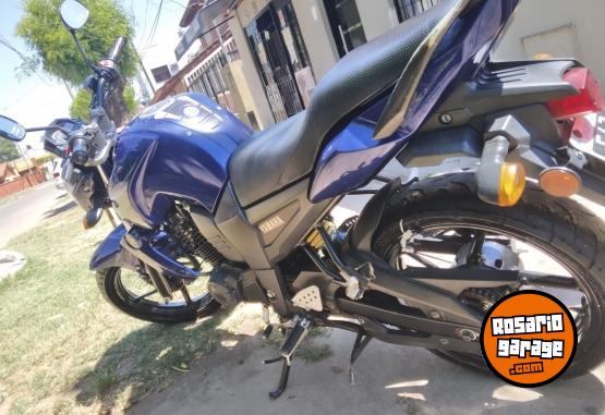 Motos - Yamaha FZ 16 midship 2014 Nafta 40000Km - En Venta