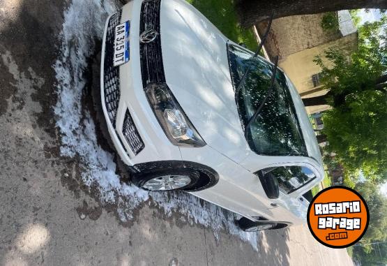 Utilitarios - Volkswagen Saveiro 2016 Nafta 182000Km - En Venta