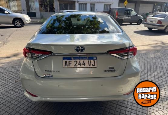 Autos - Toyota Corolla seg hybrid 2022 Electrico / Hibrido 81000Km - En Venta
