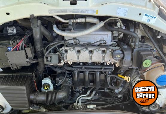 Utilitarios - Volkswagen Saveiro Doble Cabina 2016 Nafta 141000Km - En Venta