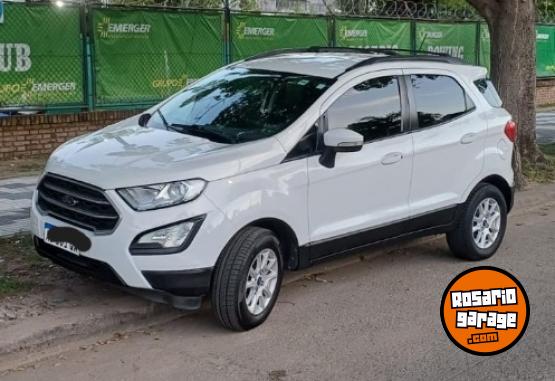 Camionetas - Ford ECOSPORT 2017 Nafta 91850Km - En Venta