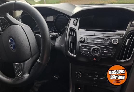 Autos - Ford Focus 2016 Nafta 133000Km - En Venta