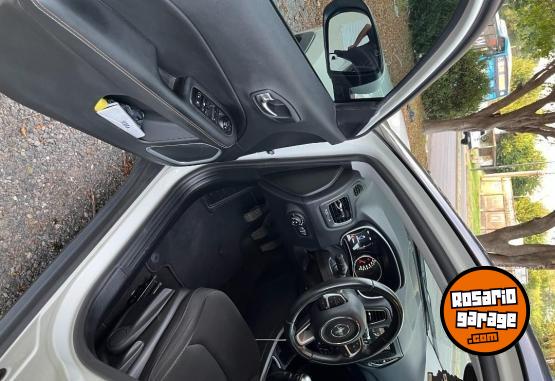 Camionetas - Jeep compass sport 2021 Nafta 50000Km - En Venta