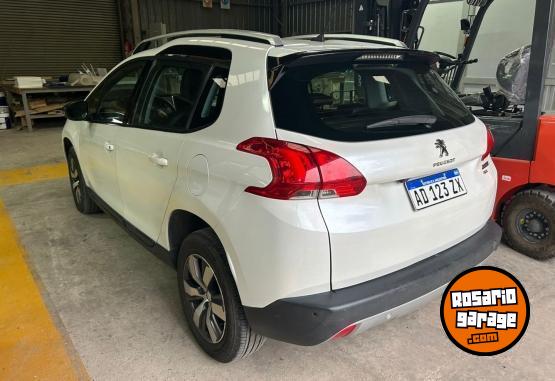 Autos - Peugeot 2008 2018 Nafta 92600Km - En Venta