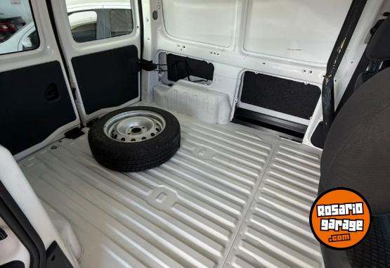 Utilitarios - Citroen Berlingo Furgon 2023 Nafta 24000Km - En Venta