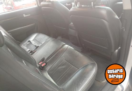 Camionetas - Kia Sorrento ex 2.4l 2011 Nafta 200000Km - En Venta