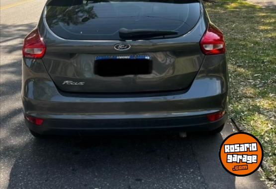 Autos - Ford Focus se 1.6 manual 2018 Nafta 214000Km - En Venta