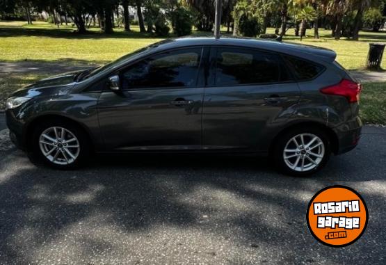 Autos - Ford Focus se 1.6 manual 2018 Nafta 214000Km - En Venta
