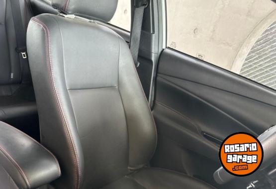 Autos - Toyota Yaris 2022 Nafta 50000Km - En Venta