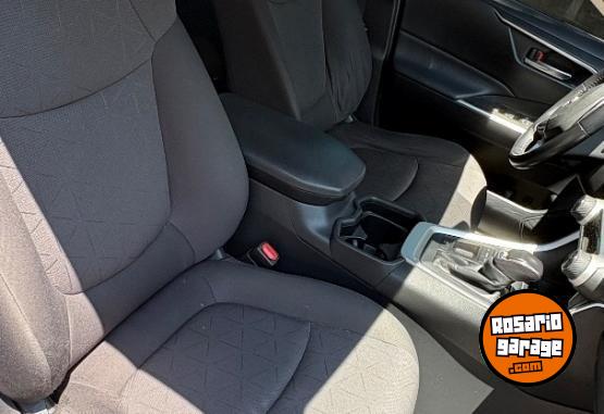 Camionetas - Toyota rav 4 2.5 hibrida 2019 2019 Nafta 127000Km - En Venta