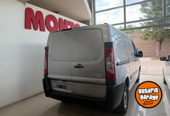 Utilitarios - Peugeot Expert 2014 Diesel 296000Km - En Venta