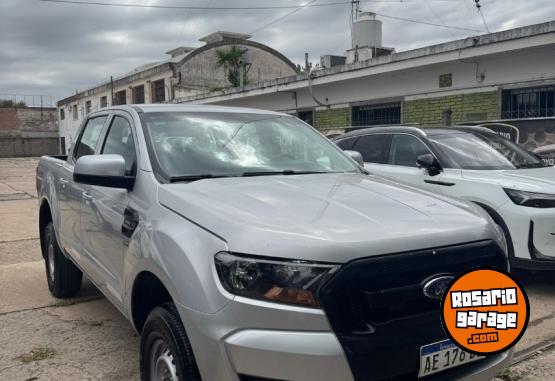 Camionetas - Ford Ranger XL 2.5 Línea Nueva 2020 Nafta 122000Km - En Venta