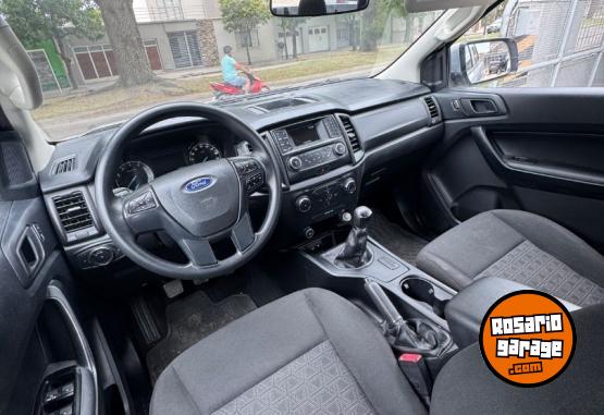 Camionetas - Ford Ranger XL 2.5 Línea Nueva 2020 Nafta 122000Km - En Venta