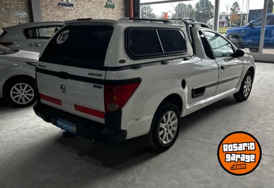 Utilitarios - Peugeot Hoggar XS Cupula 2013 Nafta 139000Km - En Venta