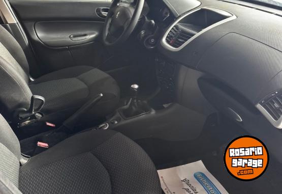 Utilitarios - Peugeot Hoggar XS Cupula 2013 Nafta 139000Km - En Venta