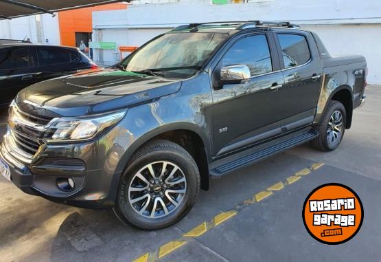 Camionetas - Chevrolet S10 High Country AT 4x4 2018 Diesel 120000Km - En Venta