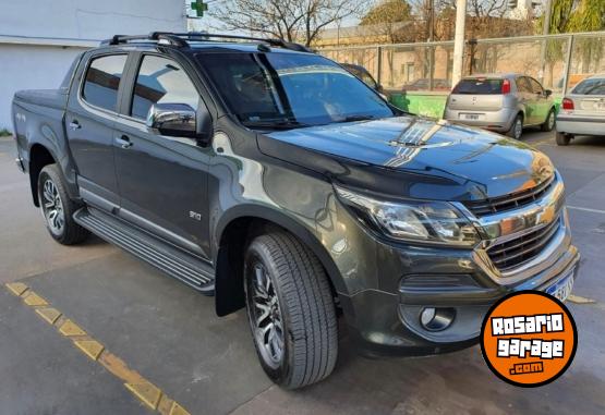 Camionetas - Chevrolet S10 High Country AT 4x4 2018 Diesel 120000Km - En Venta