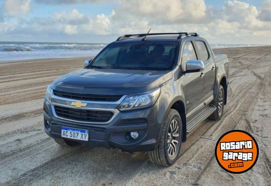 Camionetas - Chevrolet S10 High Country AT 4x4 2018 Diesel 120000Km - En Venta