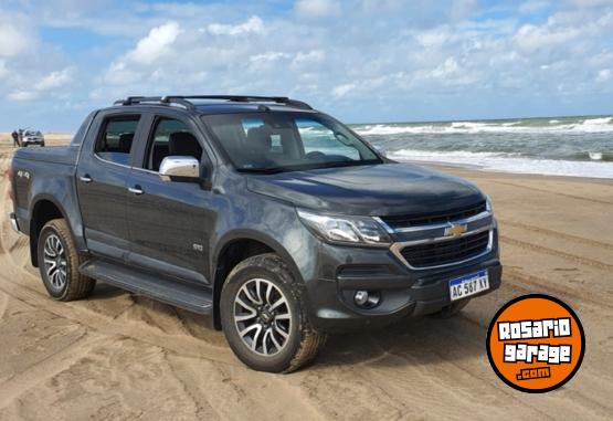 Camionetas - Chevrolet S10 High Country AT 4x4 2018 Diesel 120000Km - En Venta