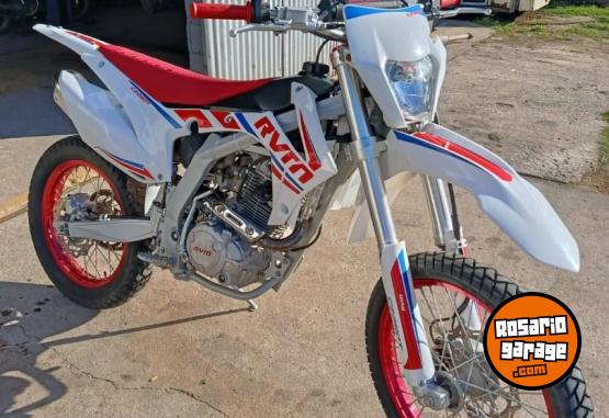 Motos - RVM 250 2024 Nafta 4800Km - En Venta