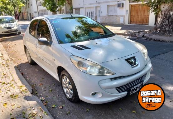 Autos - Peugeot 207 2012 GNC 152000Km - En Venta