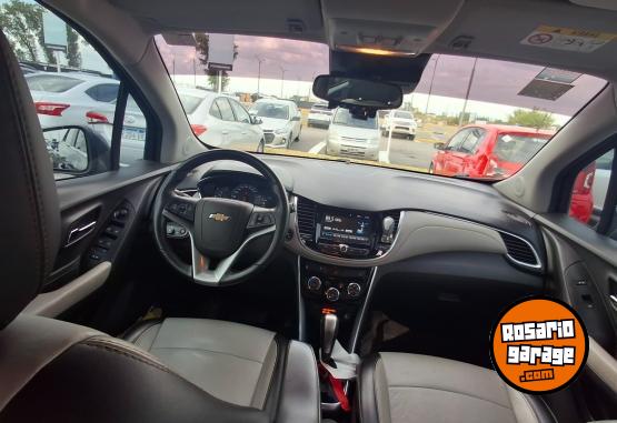 Camionetas - Chevrolet Tracker LTZ + 2017 Nafta 57000Km - En Venta