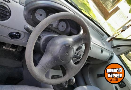 Utilitarios - Renault Kangoo 2006 Diesel 111111Km - En Venta