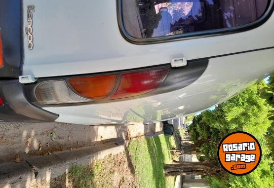 Utilitarios - Renault Kangoo 2006 Diesel 111111Km - En Venta