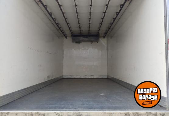 Camiones y Gr�as - Vendo Ford Cargo 1519. A�o 2018 - En Venta