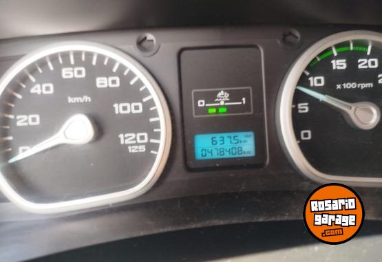 Camiones y Gr�as - Vendo Ford Cargo 1519. A�o 2018 - En Venta