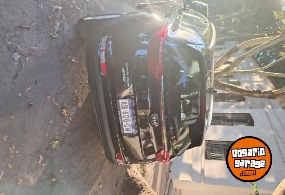 Camionetas - Kia Sportage 2017 Nafta 130000Km - En Venta