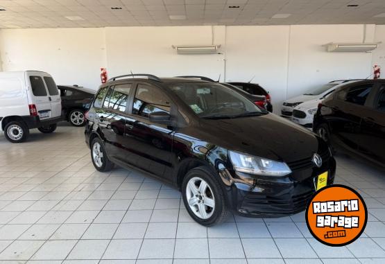 Autos - Volkswagen Suran Trendline 2015 Nafta 170000Km - En Venta