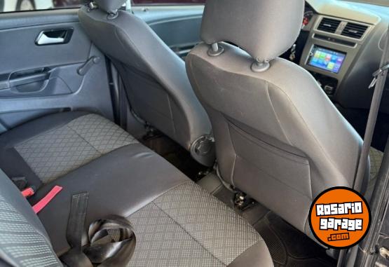 Autos - Volkswagen Suran Trendline 2015 Nafta 170000Km - En Venta