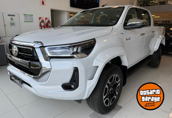 Camionetas - Toyota Hilux SRX 4x4 2026 Diesel 0Km - En Venta