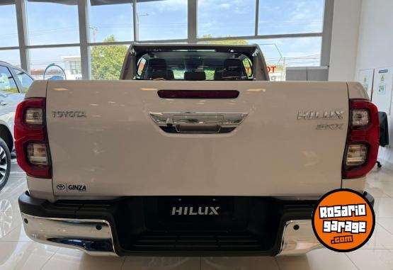 Camionetas - Toyota Hilux SRX 4x4 2026 Diesel 0Km - En Venta