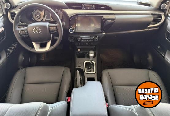Camionetas - Toyota Hilux SRX 4x4 2026 Diesel 0Km - En Venta