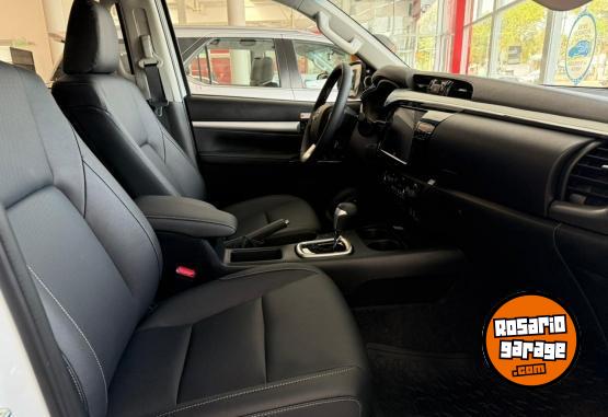 Camionetas - Toyota Hilux SRX 4x4 2026 Diesel 0Km - En Venta