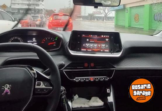 Autos - Peugeot 208 2020 Nafta 90000Km - En Venta
