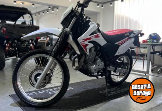 Motos - Honda XR 250 2022 Nafta 9000Km - En Venta