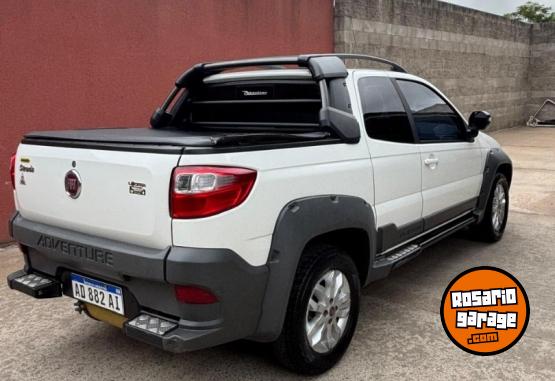 Utilitarios - Fiat STRADA ADVENTURE 2019 GNC 148000Km - En Venta