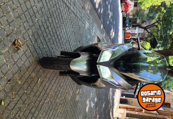 Motos - Kymco XTOWN 2023 Nafta 13000Km - En Venta