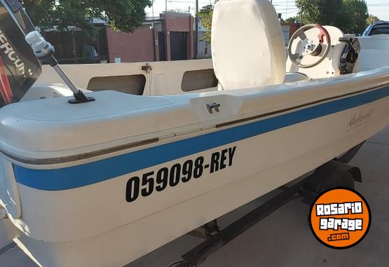 Embarcaciones - Albatros 640 con Mercury 90 - En Venta