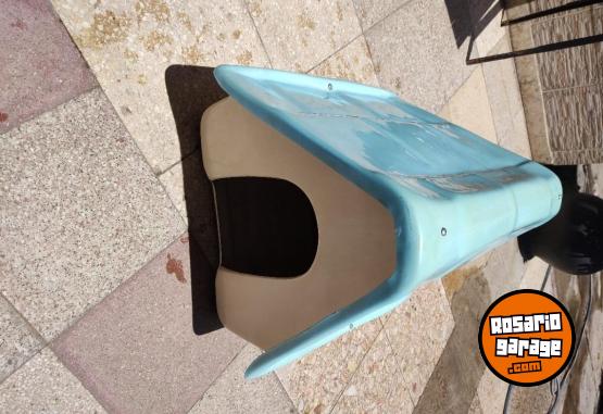 Otros - CASA DE FIBRA DE VIDRIO PARA MASCOTAS - En Venta