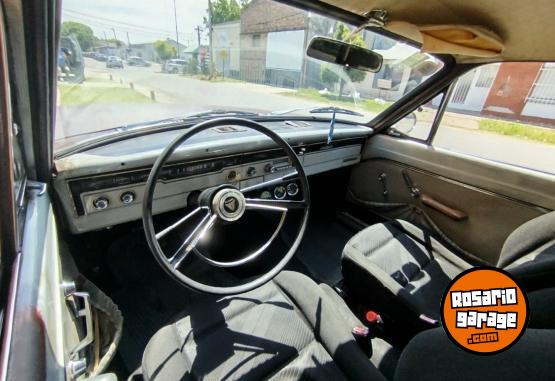 Cl�sicos - Valiant 4 - En Venta