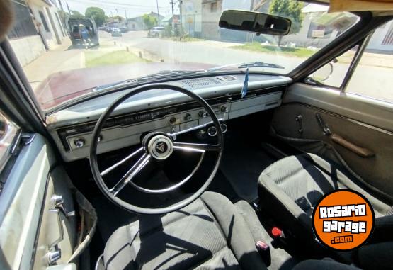 Cl�sicos - Valiant 4 - En Venta