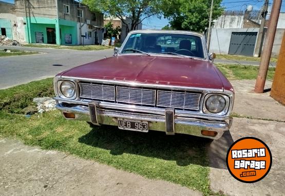 Cl�sicos - Valiant 4 - En Venta