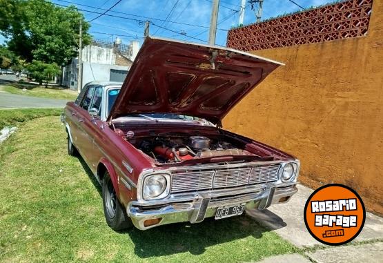 Cl�sicos - Valiant 4 - En Venta