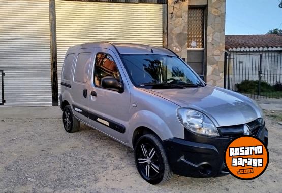 Utilitarios - Renault KANGOO 2015 Nafta 150000Km - En Venta