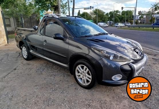 Utilitarios - Peugeot HOGGAR 2014 Nafta 150000Km - En Venta