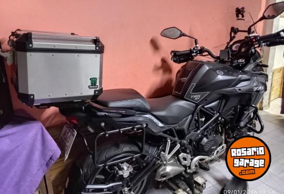 Motos - Benelli TRK 502 2022 Nafta 15000Km - En Venta